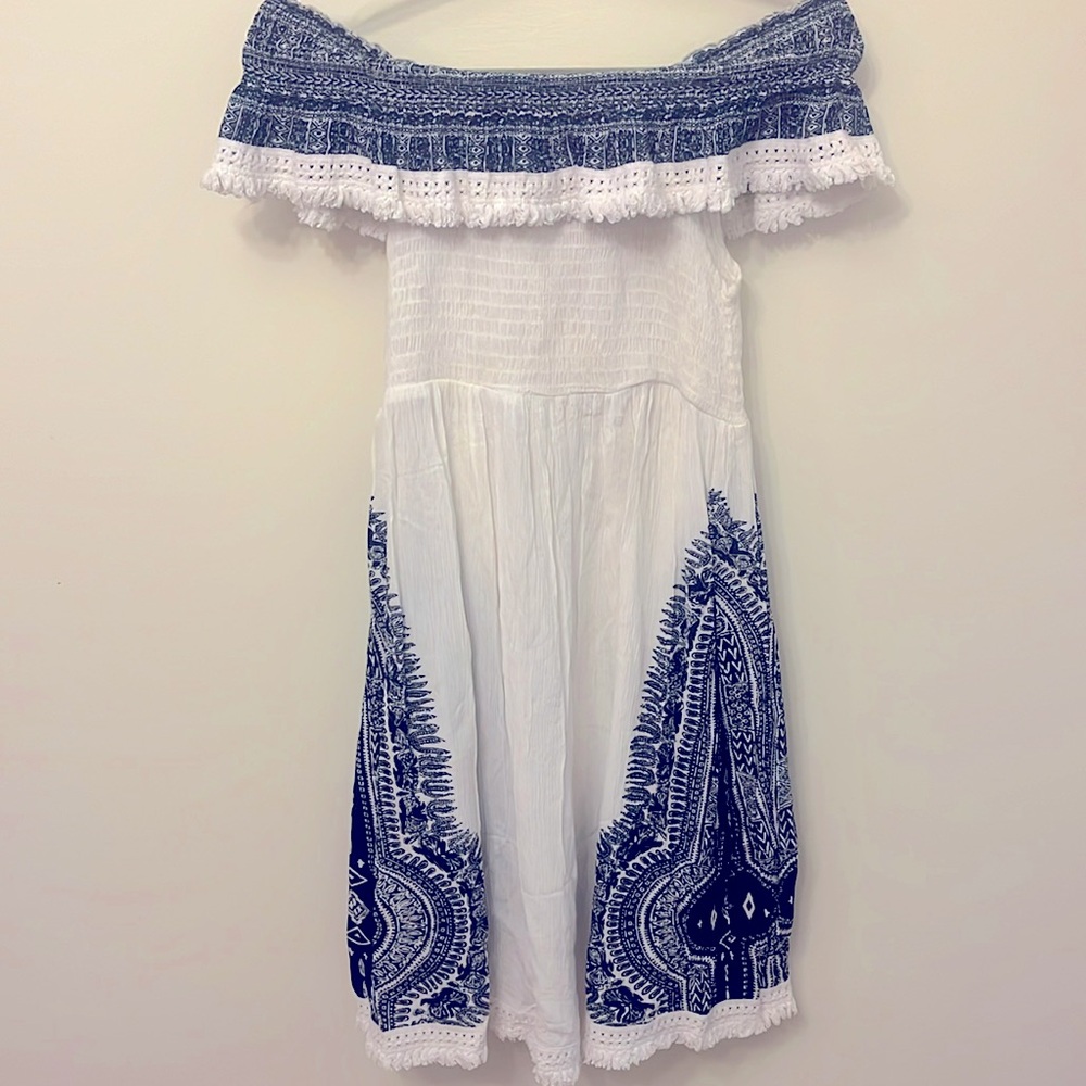 NWT Raga Anthropology midi dress. Off the shoulder size small